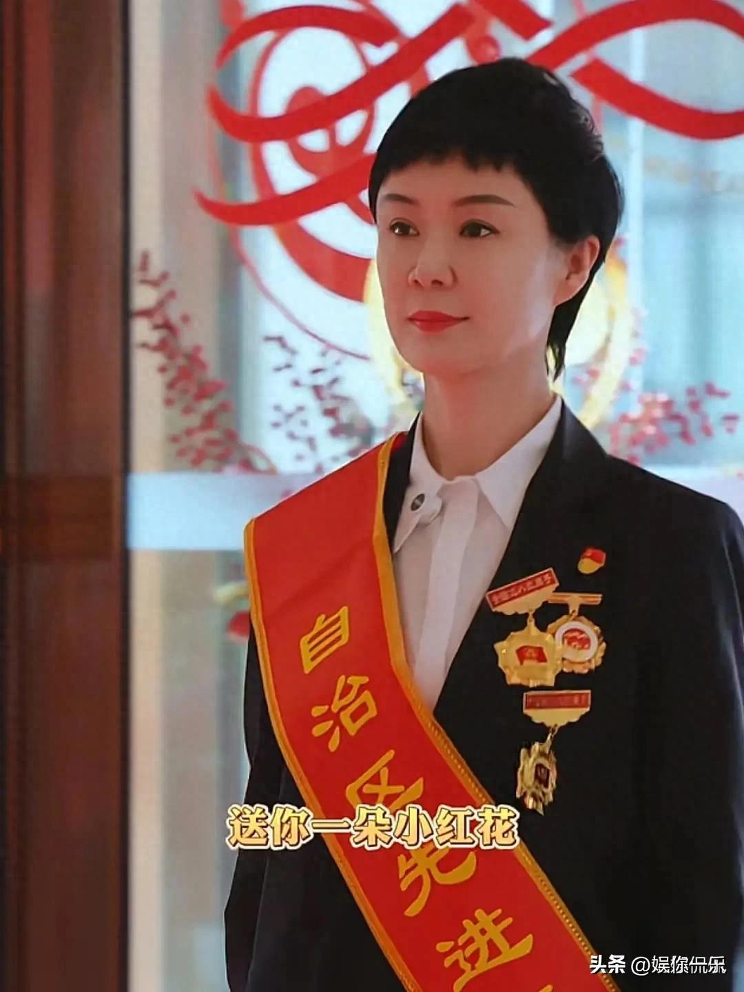 www hth com-贺娇龙离世前聊天记录曝光，年入900万，本可以躺赢!47岁仍爱折腾