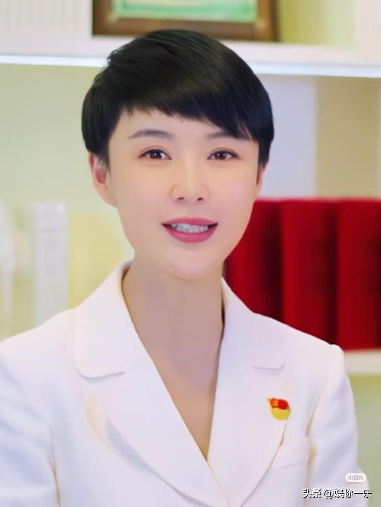 www hth com-贺娇龙离世前聊天记录曝光，年入900万，本可以躺赢!47岁仍爱折腾