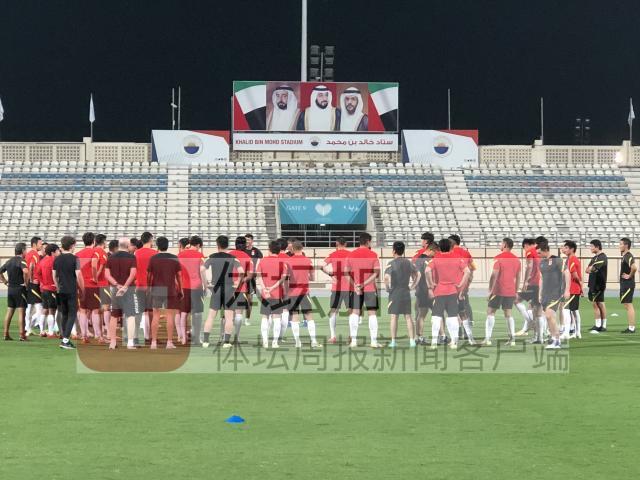 hth体育下载-国足换场恢复训练 朱辰杰因伤暂在酒店休整