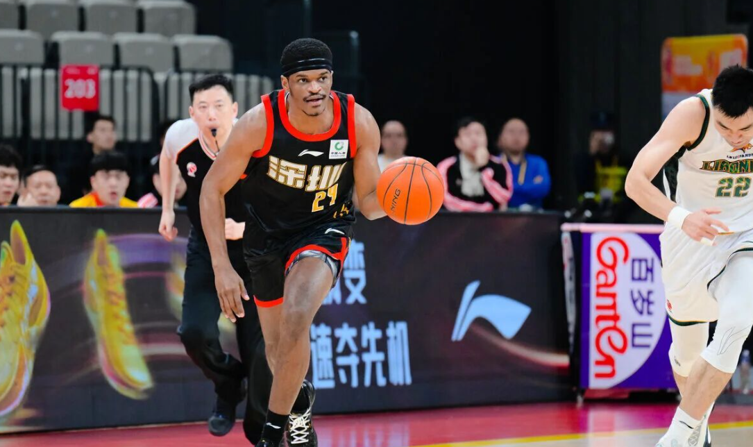 hthapp下载-2分14分33分！一夜爆2场大逆转，广东前三不保，辽宁有望回到前八