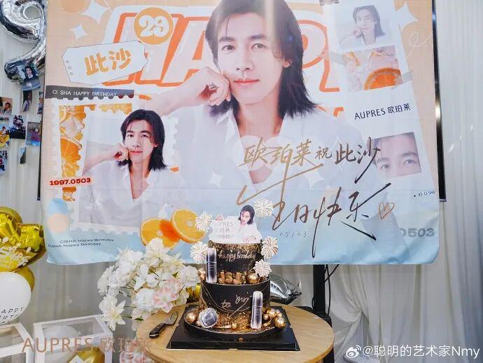 hth-京圈权贵“黑化”强取豪夺，将妙龄少女圈在身边